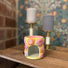 Load image into Gallery viewer, Pretty Flowers Wax Melt Burner
